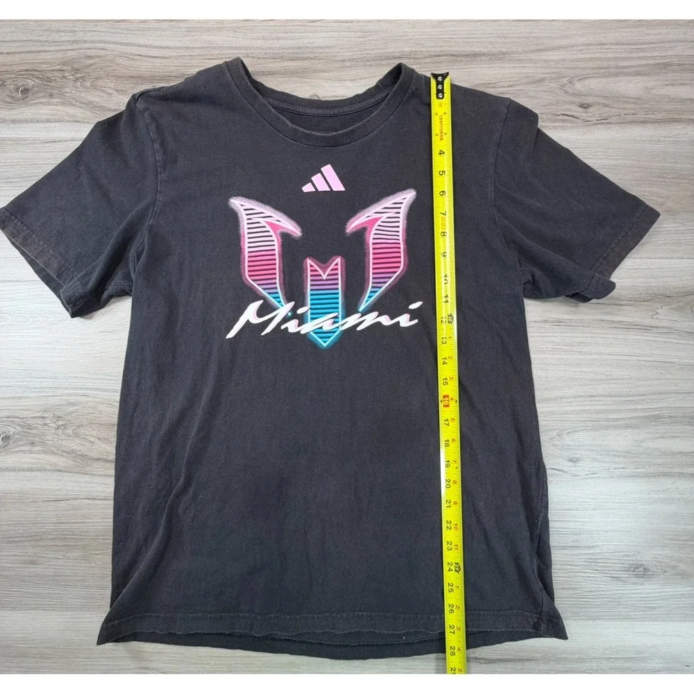 Adidas‎ Miami Graphic T Shirt Men's Large Black Short Sleeve Crew Neck
